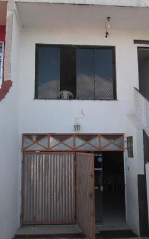 Casa à venda com 335m², 5 quartos e 8 vagas Casa à venda com 335m², 5 quartos e 8 vagasAcesso Imóvel e Salão