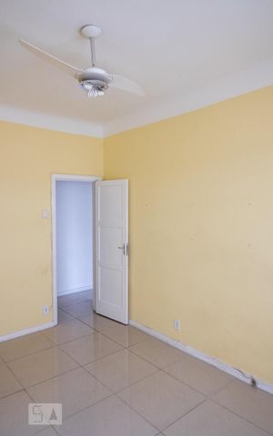 Apartamento à venda com 94m², 2 quartos e 1 vaga Apartamento à venda com 94m², 2 quartos e 1 vagaQuarto 2