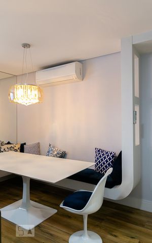 Casa de condomínio à venda com 105m², 3 quartos e 2 vagas Casa de condomínio à venda com 105m², 3 quartos e 2 vagasSala