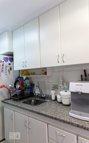 Casa de condomínio à venda com 105m², 3 quartos e 2 vagas Casa de condomínio à venda com 105m², 3 quartos e 2 vagasCozinha