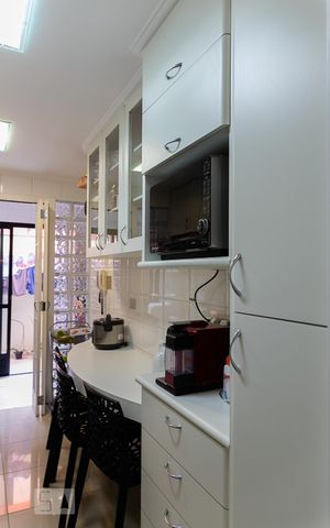 Casa de condomínio à venda com 105m², 3 quartos e 2 vagas Casa de condomínio à venda com 105m², 3 quartos e 2 vagasCozinha