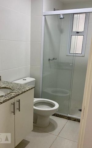 Apartamento para alugar com 65m², 3 quartos e 2 vagas Apartamento para alugar com 65m², 3 quartos e 2 vagasBanheiro