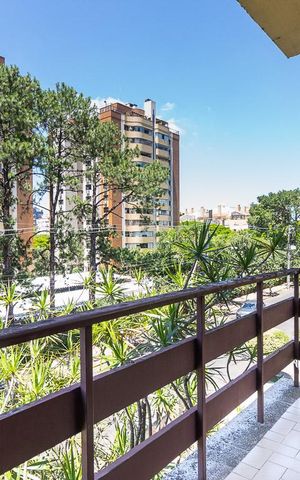 Apartamento à venda com 110m², 3 quartos e 1 vaga Apartamento à venda com 110m², 3 quartos e 1 vagaVaranda da Sala
