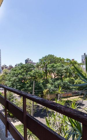 Apartamento à venda com 110m², 3 quartos e 1 vaga Apartamento à venda com 110m², 3 quartos e 1 vagaVaranda da Sala