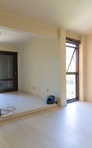 Apartamento à venda com 110m², 3 quartos e 1 vaga Apartamento à venda com 110m², 3 quartos e 1 vagaSala