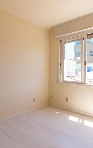 Apartamento à venda com 110m², 3 quartos e 1 vaga Apartamento à venda com 110m², 3 quartos e 1 vagaDormitório 2