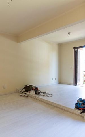 Apartamento à venda com 110m², 3 quartos e 1 vaga Apartamento à venda com 110m², 3 quartos e 1 vagaSala