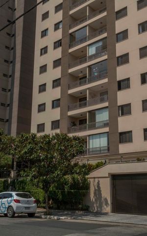 Apartamento à venda com 96m², 3 quartos e 2 vagasFachada