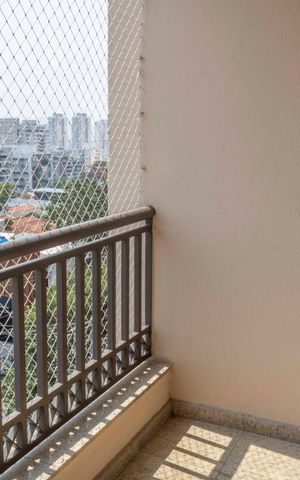 Apartamento à venda com 96m², 3 quartos e 2 vagasVaranda