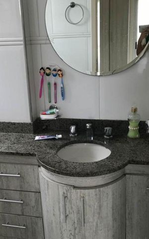 Apartamento à venda com 61m², 2 quartos e 2 vagas Apartamento à venda com 61m², 2 quartos e 2 vagasBanheiro 2