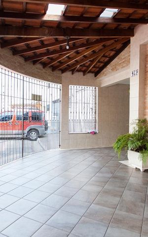 Casa de condomínio à venda com 220m², 3 quartos e 2 vagasGaragem