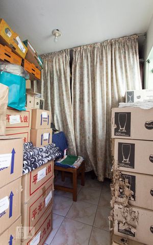 Casa de condomínio à venda com 220m², 3 quartos e 2 vagasQuarto de Serviço
