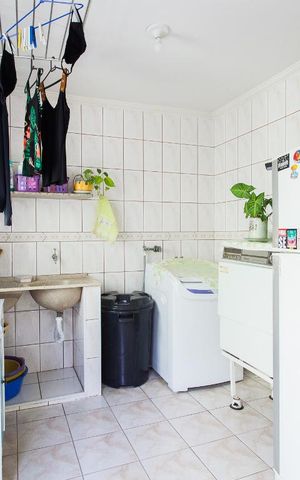 Casa de condomínio à venda com 220m², 3 quartos e 2 vagasÁrea de Serviço