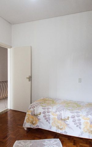 Casa de condomínio à venda com 220m², 3 quartos e 2 vagasQuarto 2