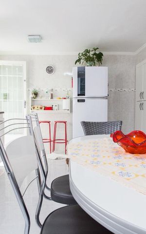 Casa de condomínio à venda com 220m², 3 quartos e 2 vagasCozinha