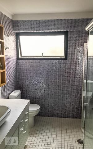Apartamento para alugar com 240m², 4 quartos e 2 vagasBanheiro