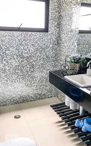 Apartamento para alugar com 240m², 4 quartos e 2 vagasBanheiro