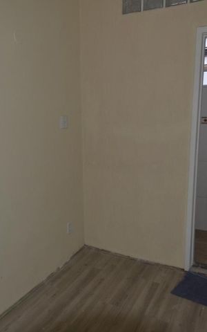 Studio à venda com 32m², 1 quarto e sem vagaEntrada