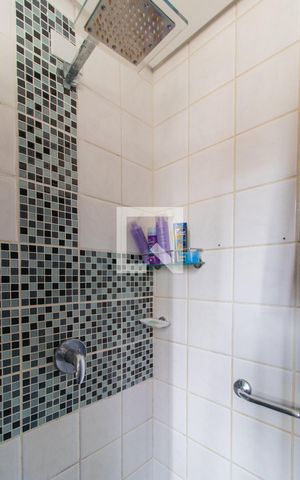 Casa à venda com 165m², 3 quartos e 1 vaga Casa à venda com 165m², 3 quartos e 1 vagaBanheiro da Suíte 3
