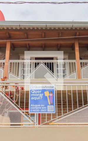 Casa à venda com 165m², 3 quartos e 1 vaga Casa à venda com 165m², 3 quartos e 1 vagaFachada