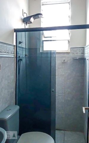 Apartamento à venda com 40m², 2 quartos e sem vagaBanheiro - Box de vidro