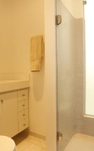 Apartamento à venda com 105m², 2 quartos e 1 vagaBanheiro