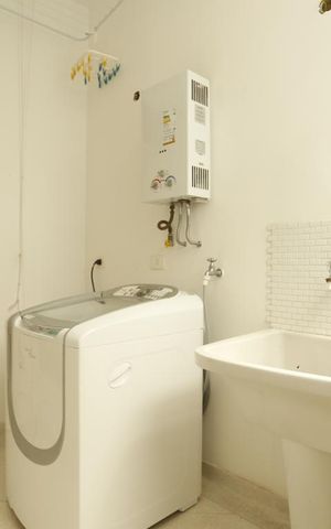 Apartamento à venda com 105m², 2 quartos e 1 vagaArea de Serviços
