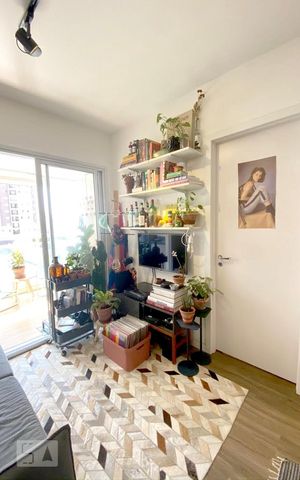 Apartamento para alugar com 33m², 1 quarto e sem vaga Apartamento para alugar com 33m², 1 quarto e sem vagaSala