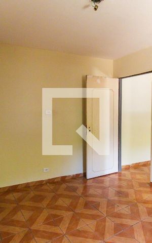 Casa à venda com 165m², 2 quartos e 2 vagas Casa à venda com 165m², 2 quartos e 2 vagasQuarto 1