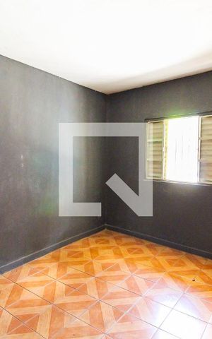 Casa à venda com 165m², 2 quartos e 2 vagas Casa à venda com 165m², 2 quartos e 2 vagasQuarto 2