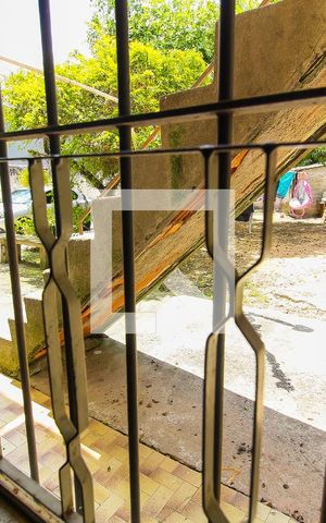 Casa à venda com 165m², 2 quartos e 2 vagas Casa à venda com 165m², 2 quartos e 2 vagasVista do Quarto 2