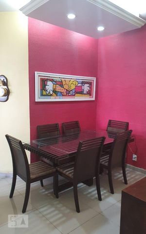 Apartamento à venda com 90m², 2 quartos e 1 vaga Apartamento à venda com 90m², 2 quartos e 1 vagaSala