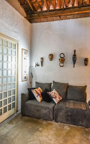Casa à venda com 511m², 3 quartos e 4 vagas Casa à venda com 511m², 3 quartos e 4 vagasEdícula - Sala