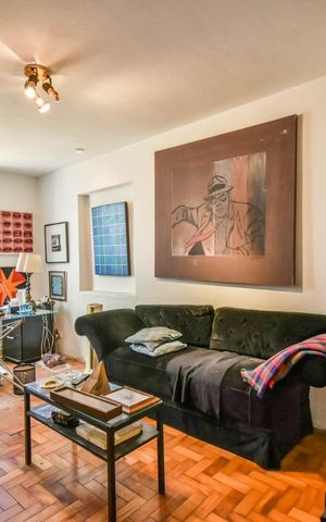 Casa à venda com 511m², 3 quartos e 4 vagas Casa à venda com 511m², 3 quartos e 4 vagasSala 4