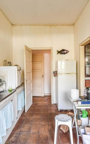 Casa à venda com 511m², 3 quartos e 4 vagas Casa à venda com 511m², 3 quartos e 4 vagasCozinha