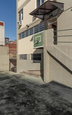 Apartamento à venda com 75m², 3 quartos e sem vaga Apartamento à venda com 75m², 3 quartos e sem vagaPlay