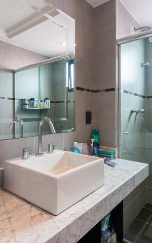 Apartamento à venda com 224m², 4 quartos e 4 vagas Apartamento à venda com 224m², 4 quartos e 4 vagasBanheiro Suite 1