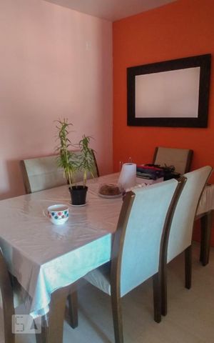 Apartamento à venda com 58m², 3 quartos e sem vaga Apartamento à venda com 58m², 3 quartos e sem vagaSala de Jantar