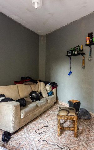 Casa à venda com 286m², 3 quartos e 2 vagas Casa à venda com 286m², 3 quartos e 2 vagasEdicula