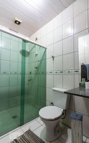 Casa à venda com 286m², 3 quartos e 2 vagas Casa à venda com 286m², 3 quartos e 2 vagasBanheiro da Suite 3