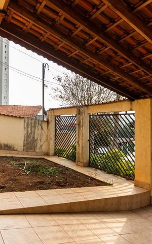 Casa à venda com 286m², 3 quartos e 2 vagas Casa à venda com 286m², 3 quartos e 2 vagasGaragem