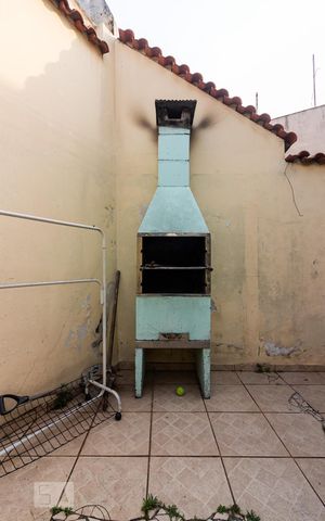 Casa à venda com 286m², 3 quartos e 2 vagas Casa à venda com 286m², 3 quartos e 2 vagasQuintal