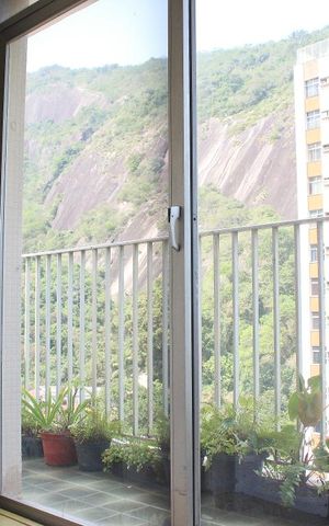 Apartamento à venda com 130m², 3 quartos e 2 vagas Apartamento à venda com 130m², 3 quartos e 2 vagasSuíte