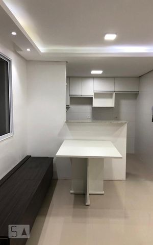 Apartamento à venda com 44m², 2 quartos e 1 vaga Apartamento à venda com 44m², 2 quartos e 1 vagaSala