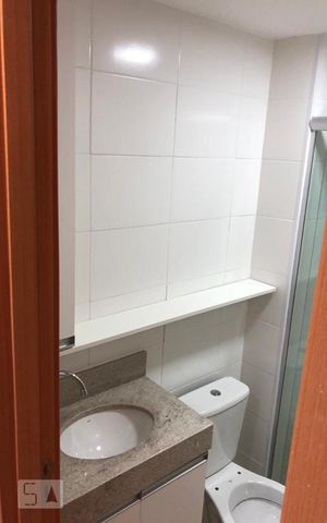Apartamento à venda com 44m², 2 quartos e 1 vaga Apartamento à venda com 44m², 2 quartos e 1 vagaBanheiro
