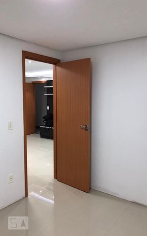 Apartamento à venda com 44m², 2 quartos e 1 vaga Apartamento à venda com 44m², 2 quartos e 1 vagaBanheiro