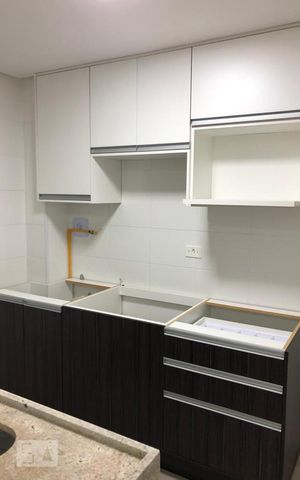 Apartamento à venda com 44m², 2 quartos e 1 vaga Apartamento à venda com 44m², 2 quartos e 1 vagaCozinha