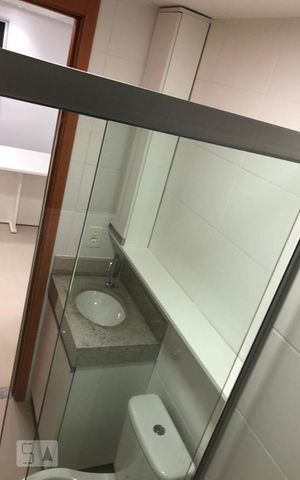 Apartamento à venda com 44m², 2 quartos e 1 vaga Apartamento à venda com 44m², 2 quartos e 1 vagaBanheiro