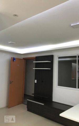 Apartamento à venda com 44m², 2 quartos e 1 vaga Apartamento à venda com 44m², 2 quartos e 1 vagaSala