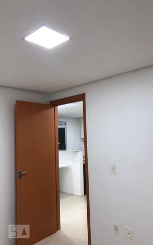 Apartamento à venda com 44m², 2 quartos e 1 vaga Apartamento à venda com 44m², 2 quartos e 1 vagaBanheiro